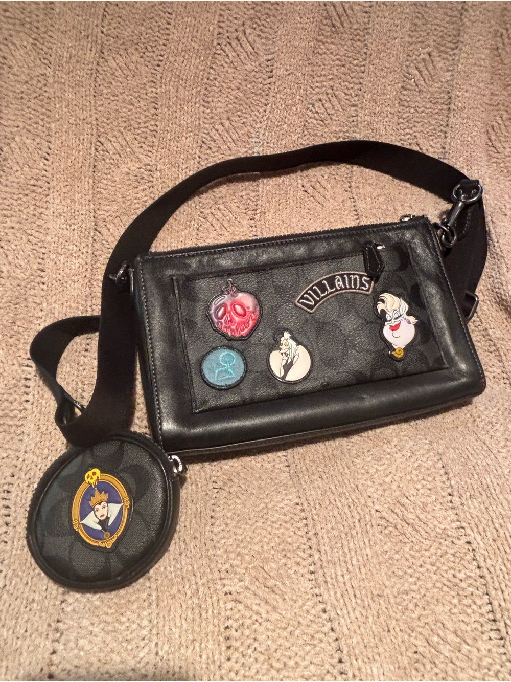 Coach Disney Villains Black Leather Crossbody Bag Patches & Coin Purse